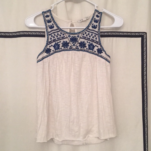 Cute Tank Top - Picture 2 of 4